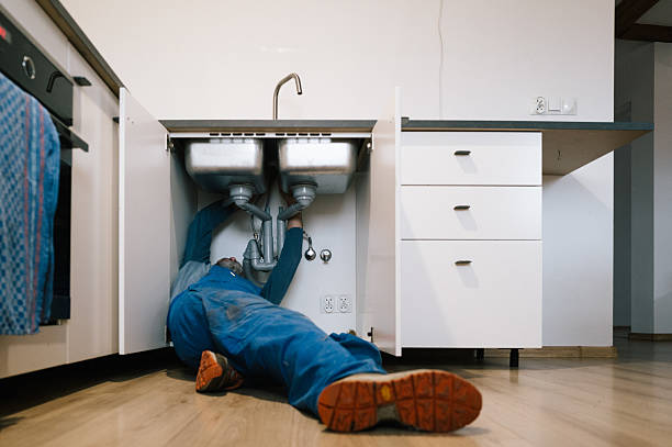 Professional Leak Detection technician working in Footville, WI